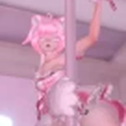 ╭┈ヾMaid Hammy