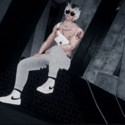 Shayne ഒ˚₊